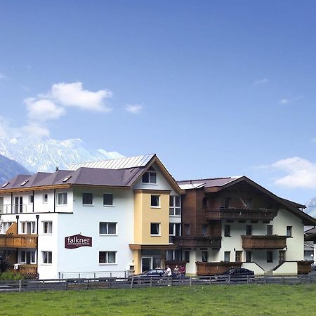 Falkner Appartement Resort Лангенфельд Экстерьер фото