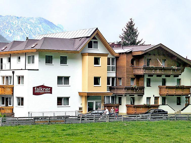 Falkner Appartement Resort Лангенфельд Экстерьер фото